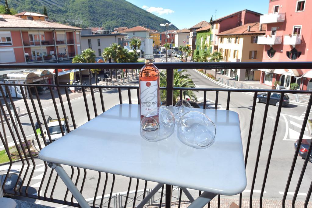 Casa Barcelli Sport & Family Apartments Torbole Sul Garda Eksteriør billede